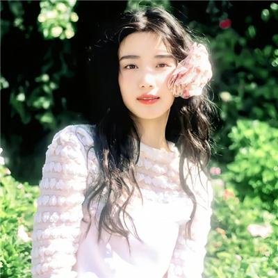 校草是女生